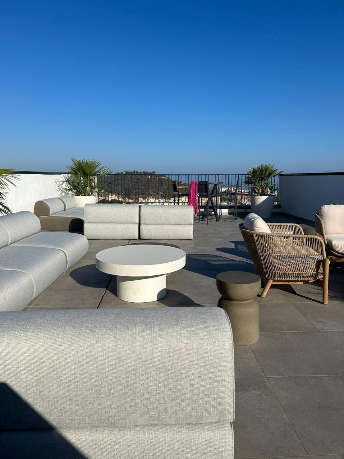 Urban Sky Apartment Málaga Buitenkant foto